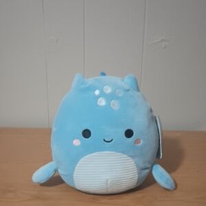 Lune Squishmallow 9 Inches NWT